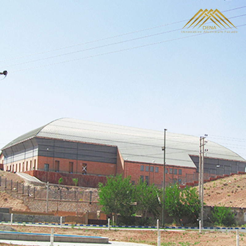 سالن-دو-میدانی-بروجن